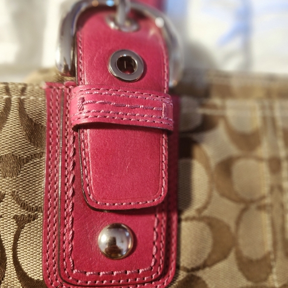 Authentic Coach Bag - Picture 7 of 9